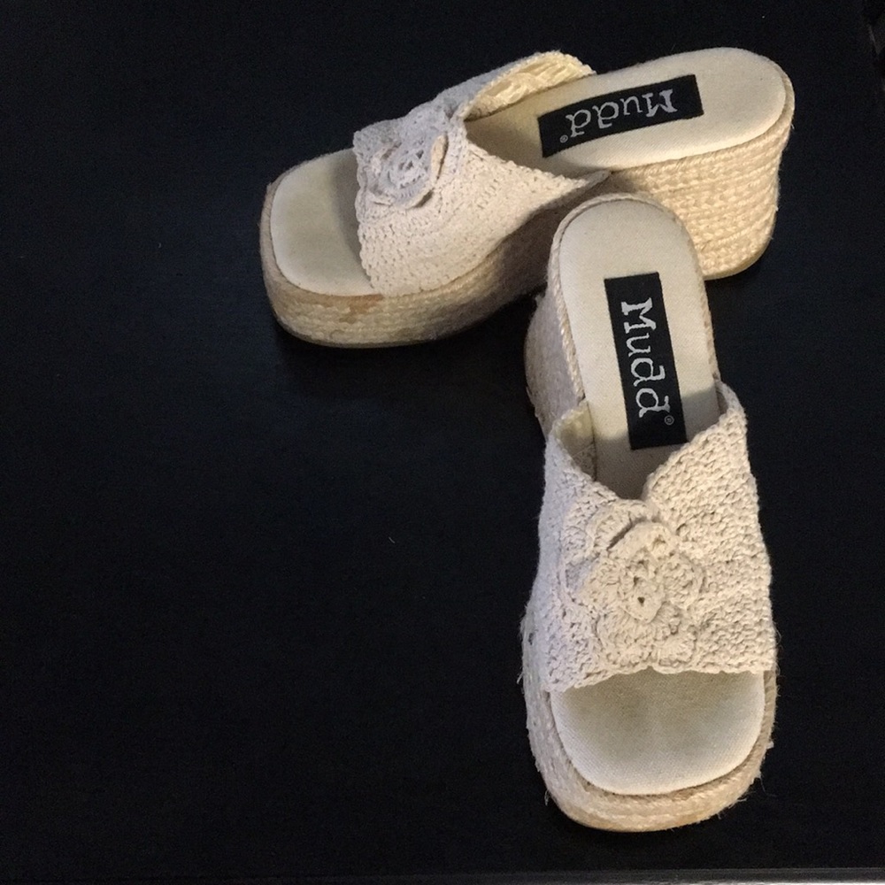 Croshayed wedges